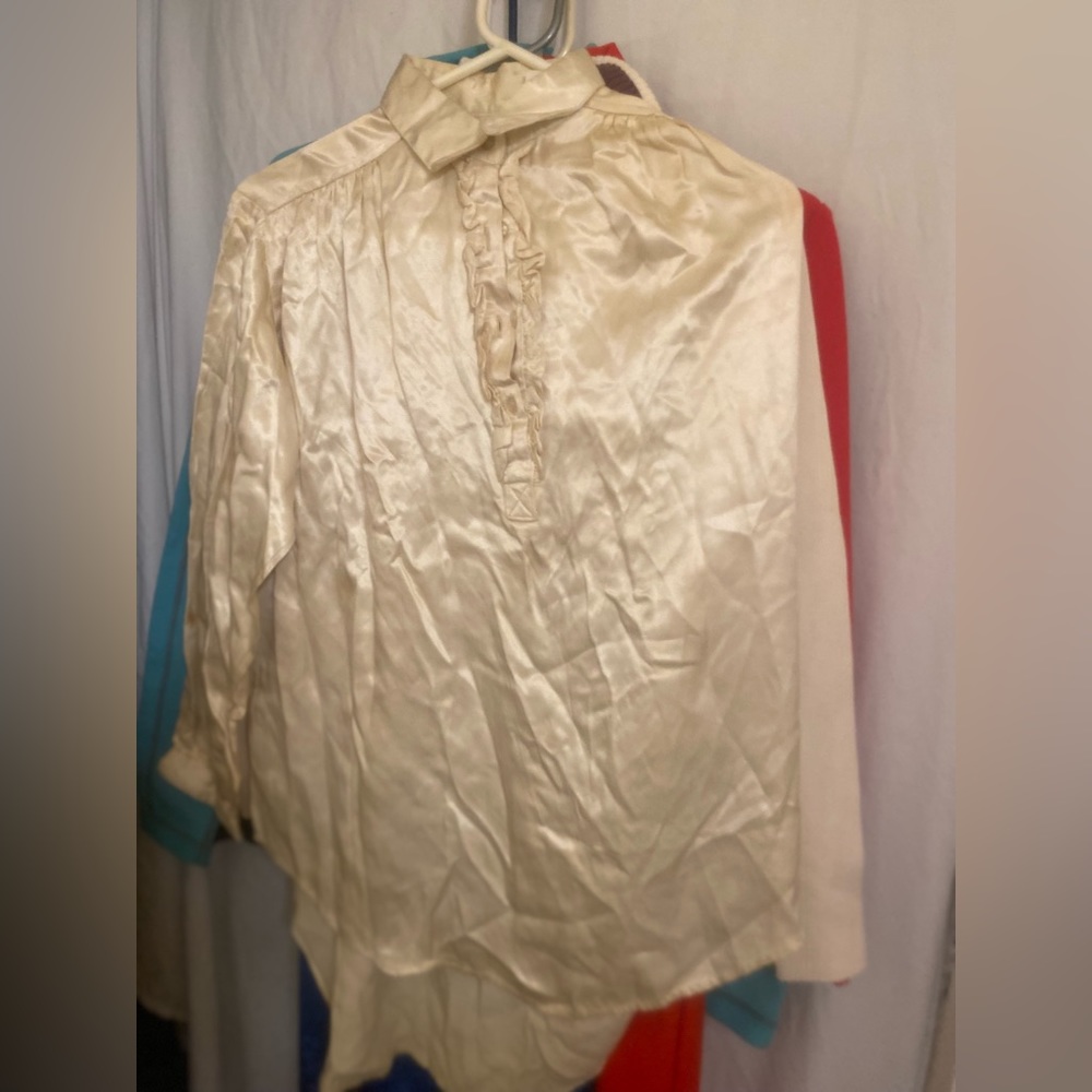 Will iron the top it is vintage